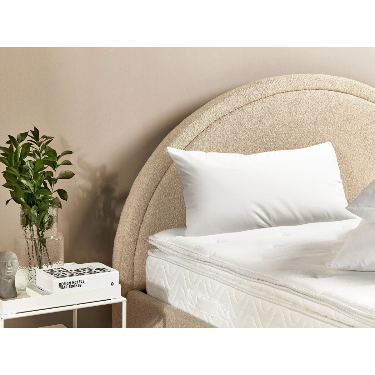 Poduszka poliestrowa niska 40 x 80 cm MANA