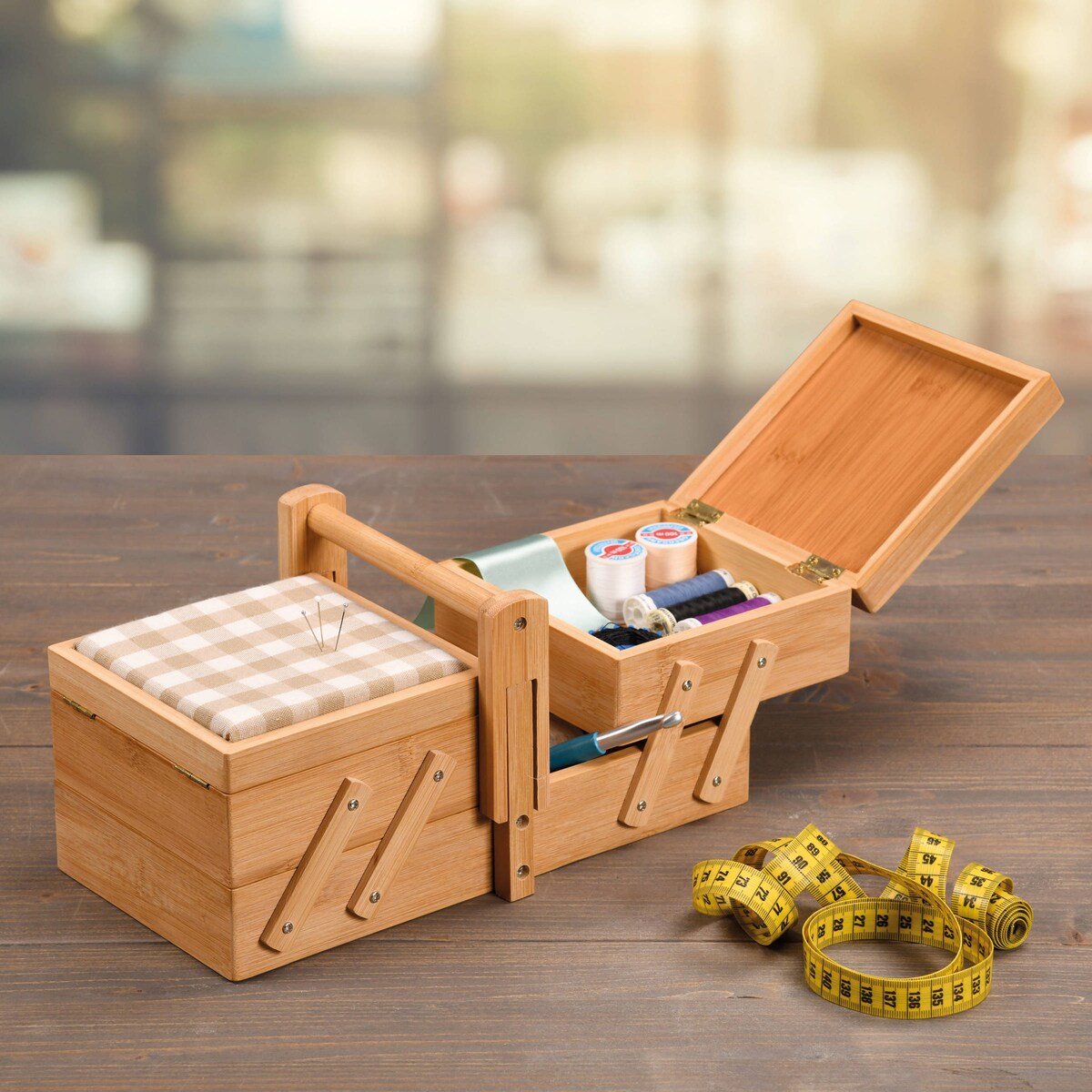 Bambusowa niciarka z miejscem na igły, wys. 17 cm, Kesper