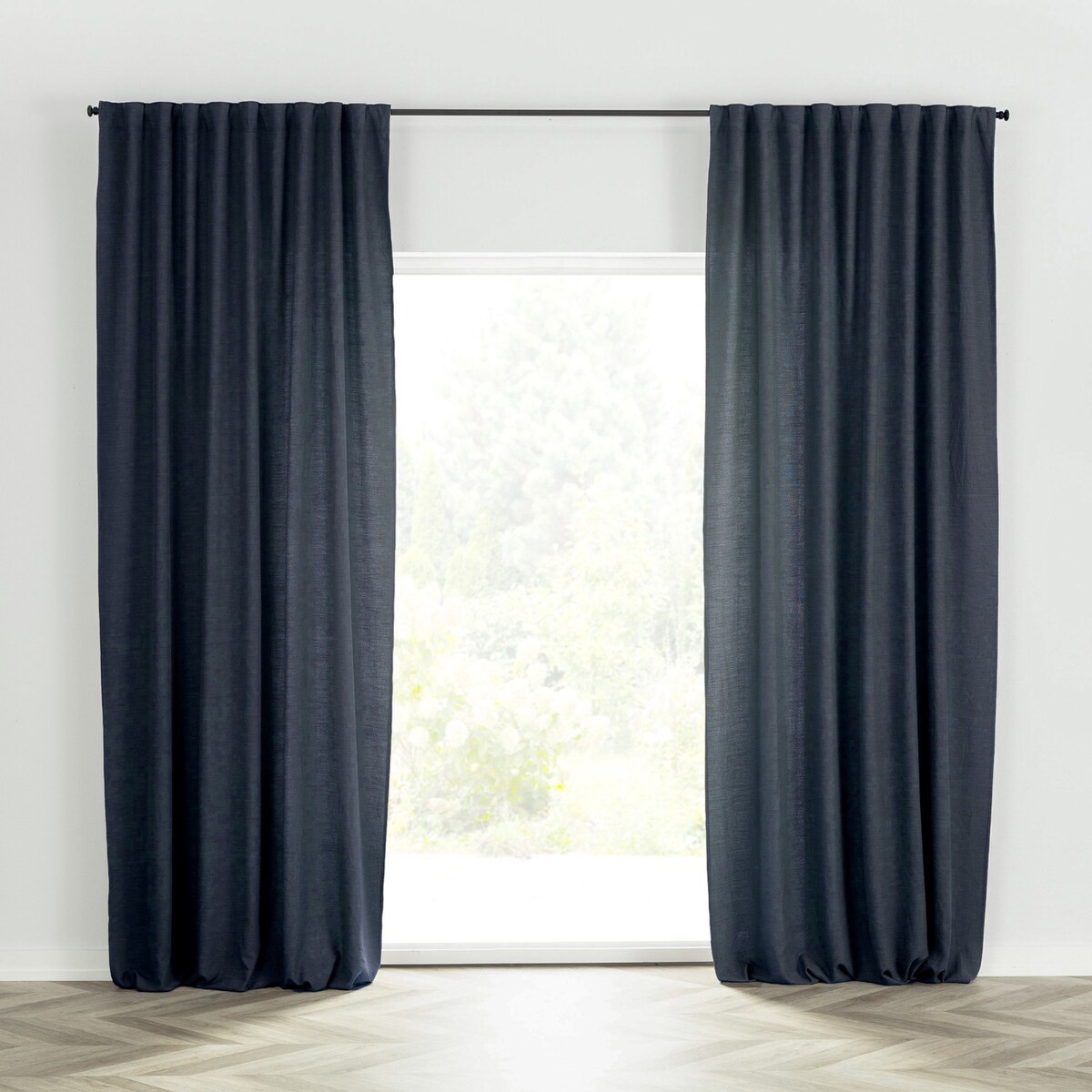 Zasłona BASIC na taśmie marszczącej 140x280 cm granatowy 1 szt. 140x280 granatowy-niebieski