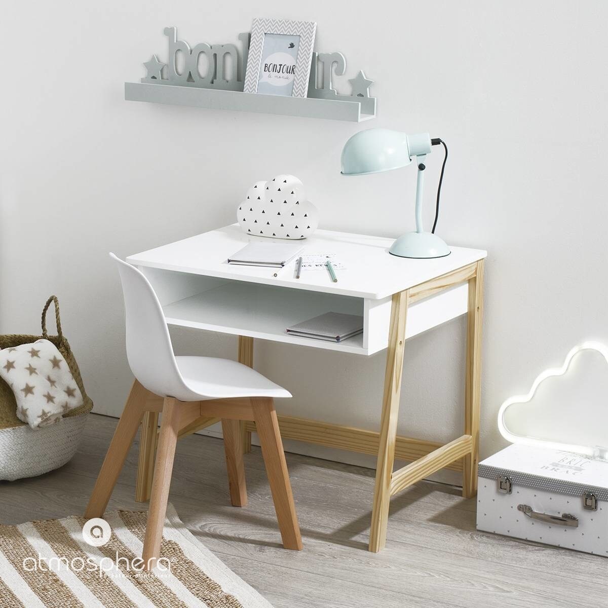 Nowoczesne krzesło do pokoju dziecięcego