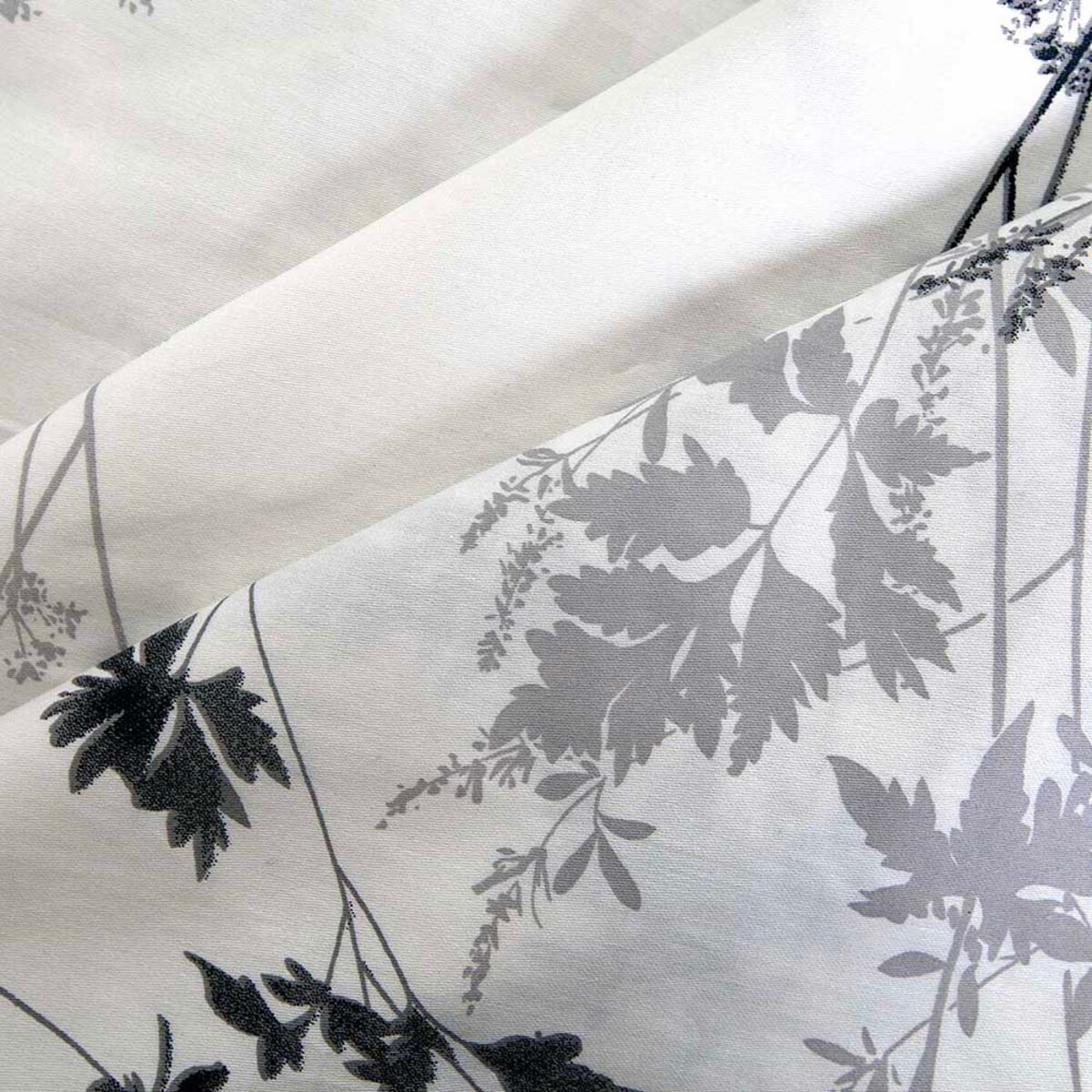 Pościel satyna bawełniana 160x200 Noira biała z czarnym i szarym botanicznym wzorem, Satynlove