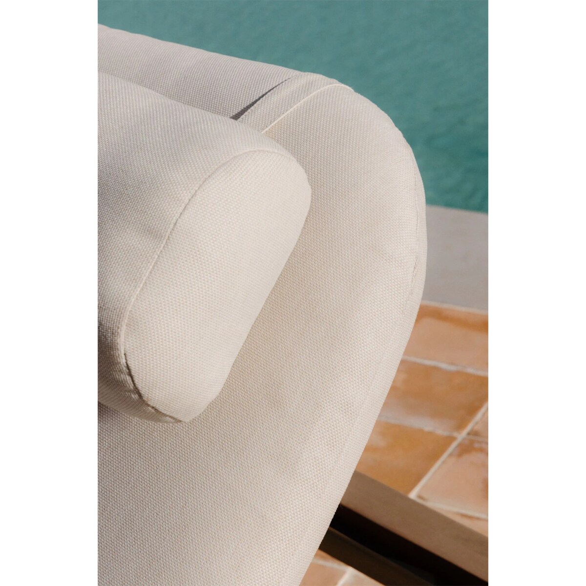 Leżak rozkładany z drewna akacjowego Uleno, jasny