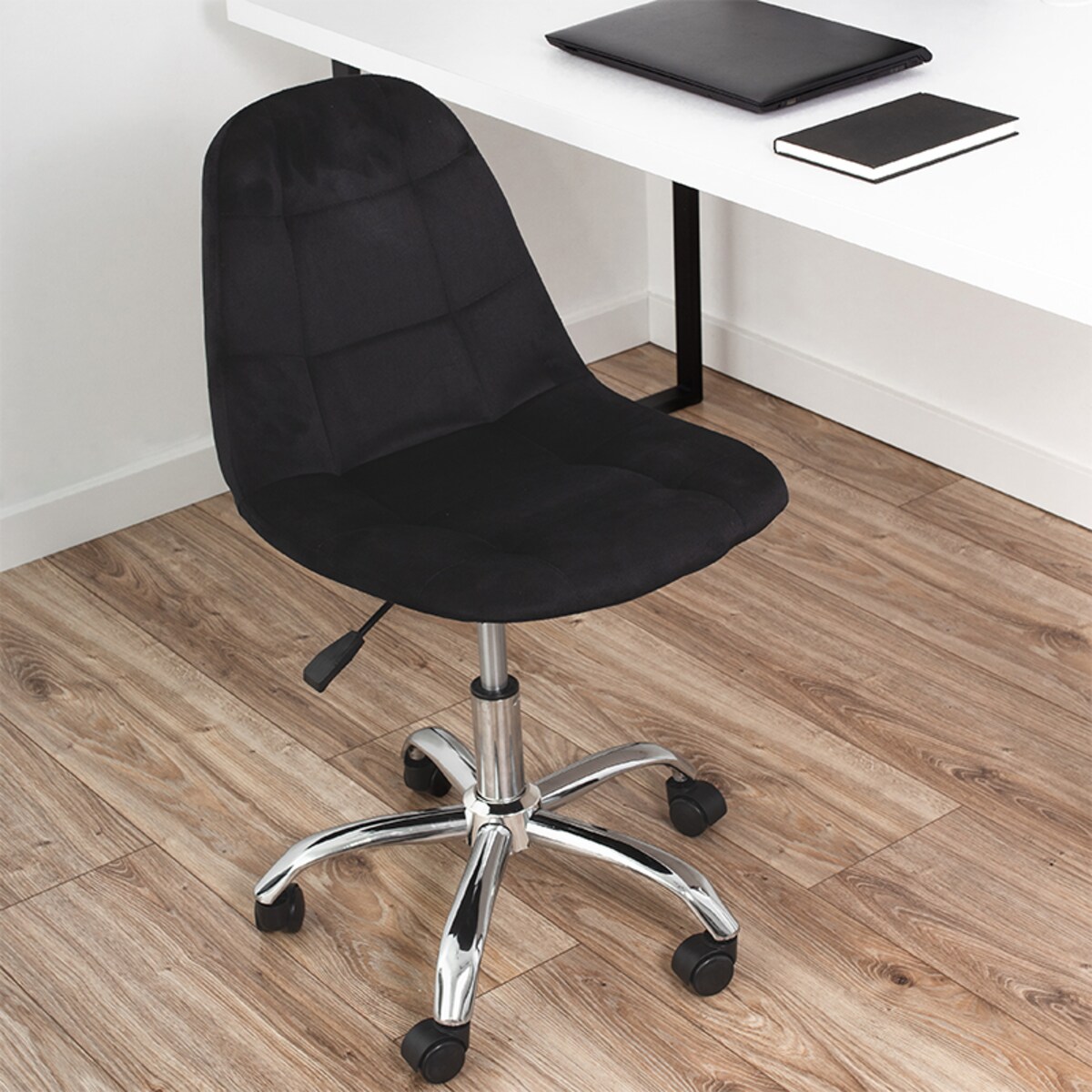 KRZESŁO BIUROWE FOTEL OBROTOWY REGULOWANY WELUROWY PIKOWANY DO BIURKA CZARNY
