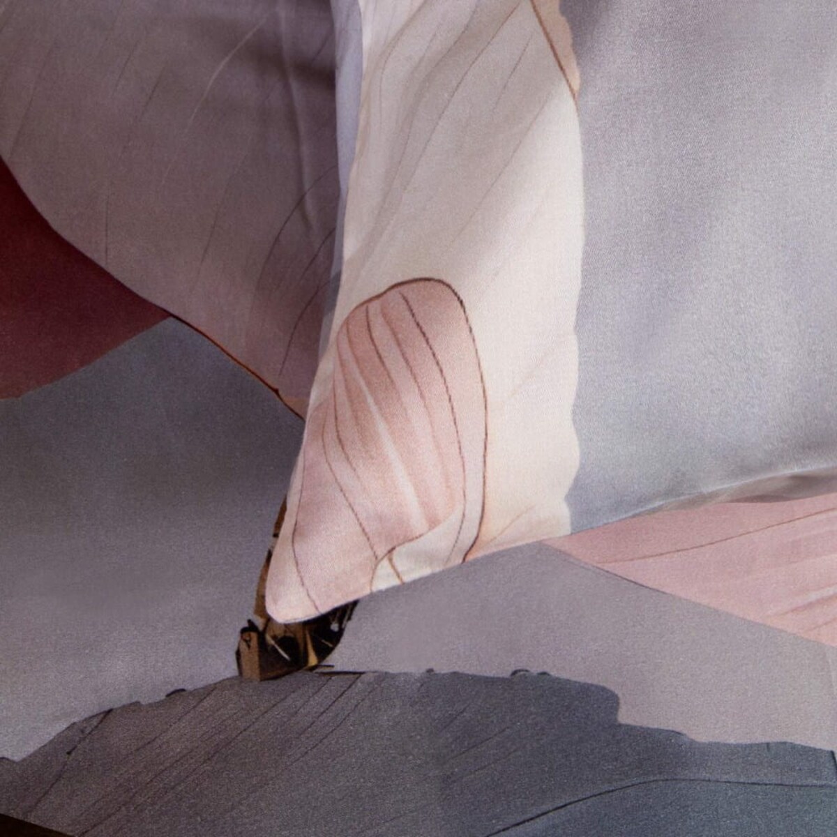 Pościel satyna bawełniana 180x200 Satynlove Premium różowa, szara z kwiatami