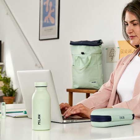 BUTELKA TERMICZNA 354 ml 1918 ZIELONA