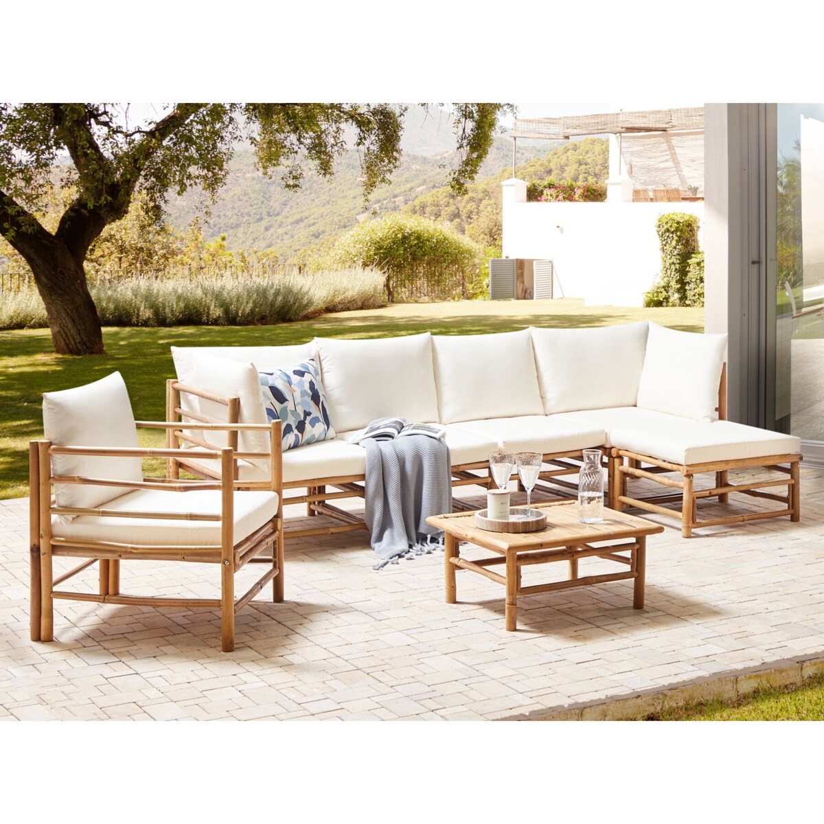 Zestaw ogrodowy ze stolikiem dla 6 osób CERRETO Lewostronny Drewno bambusowe Złamana biel