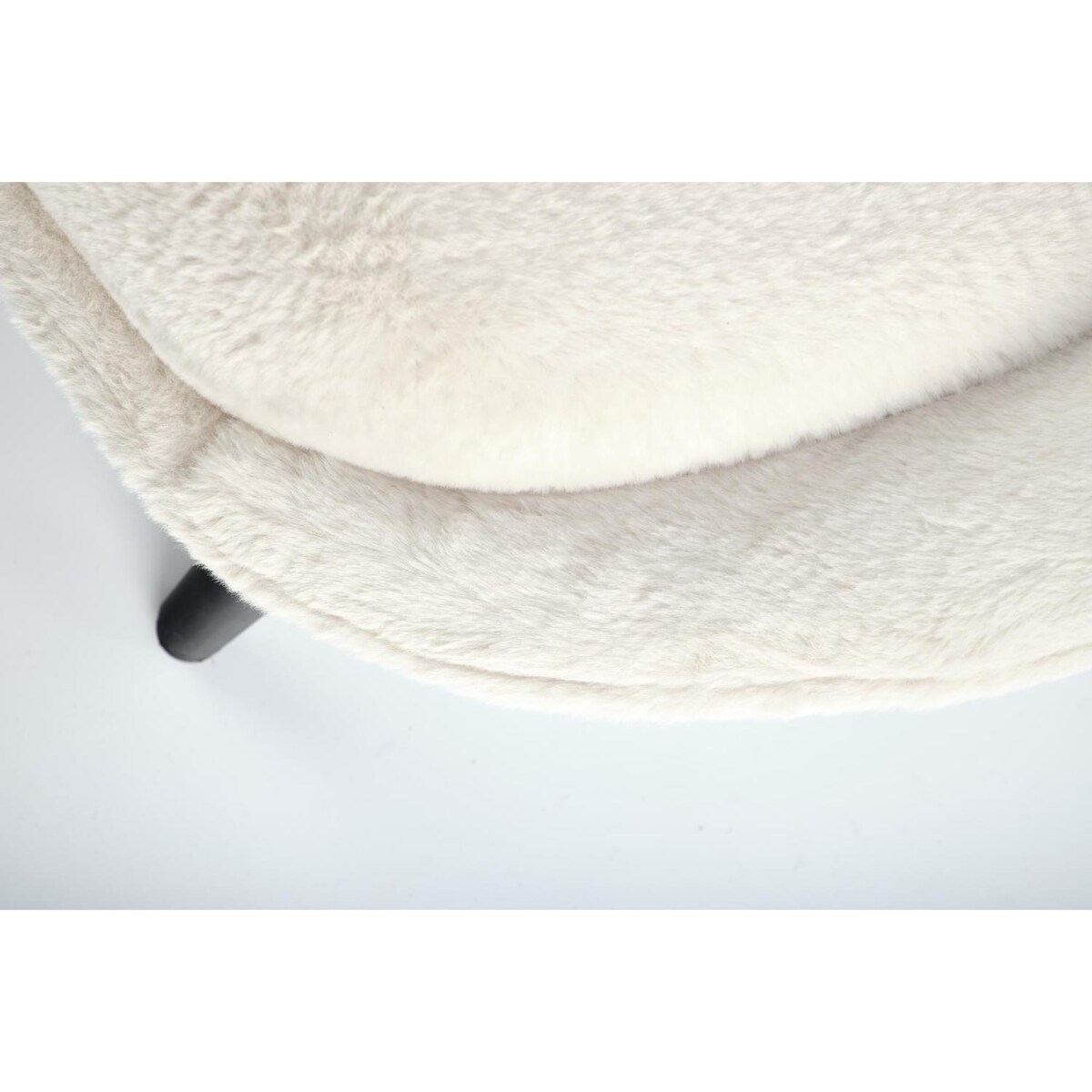 FOTEL WYPOCZYNKOWY Gloris kremowy pluszowy DWIE PODUSZKI