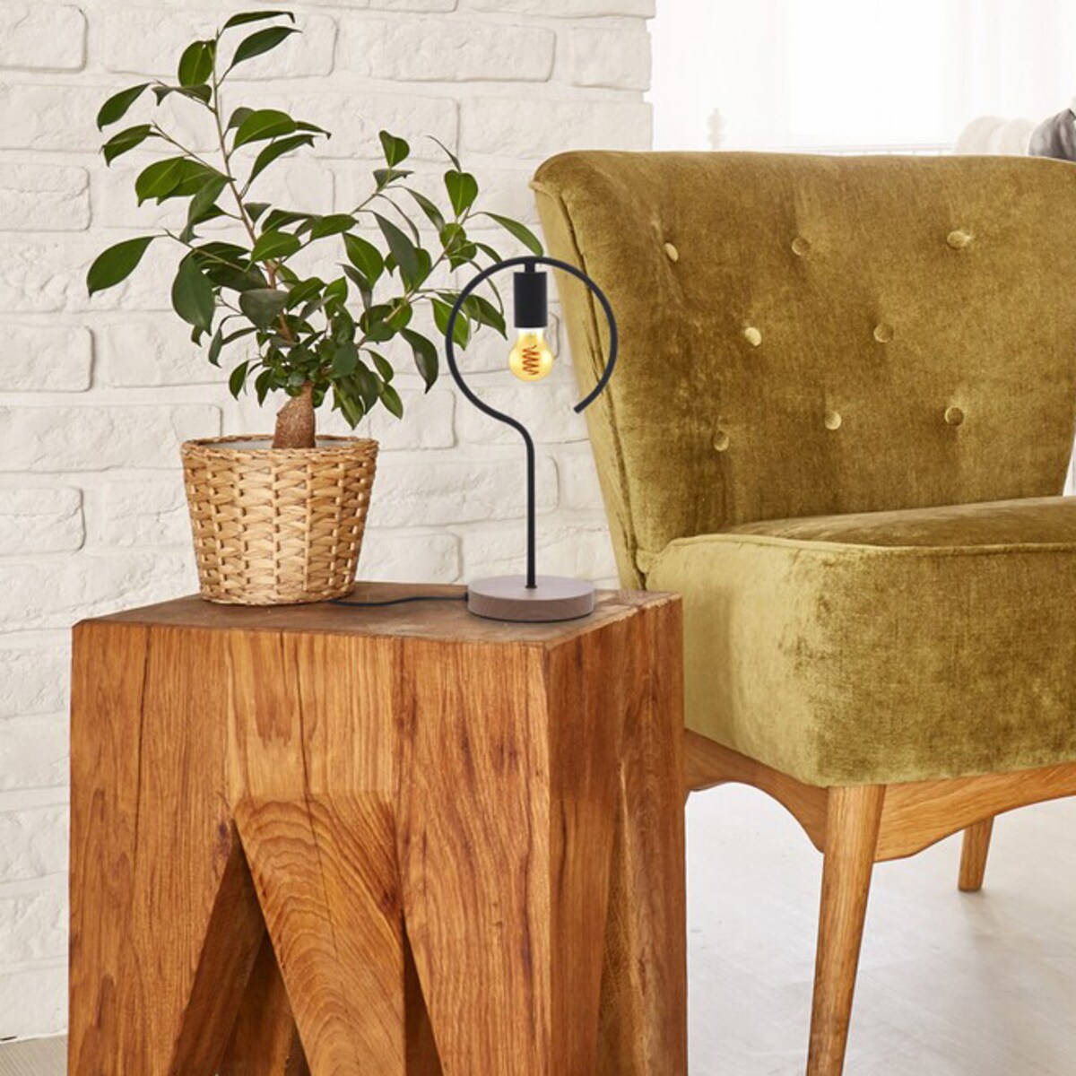 Sypialniana lampa nocna Rufin 3220 metalowy pręt czarny drewno industrial