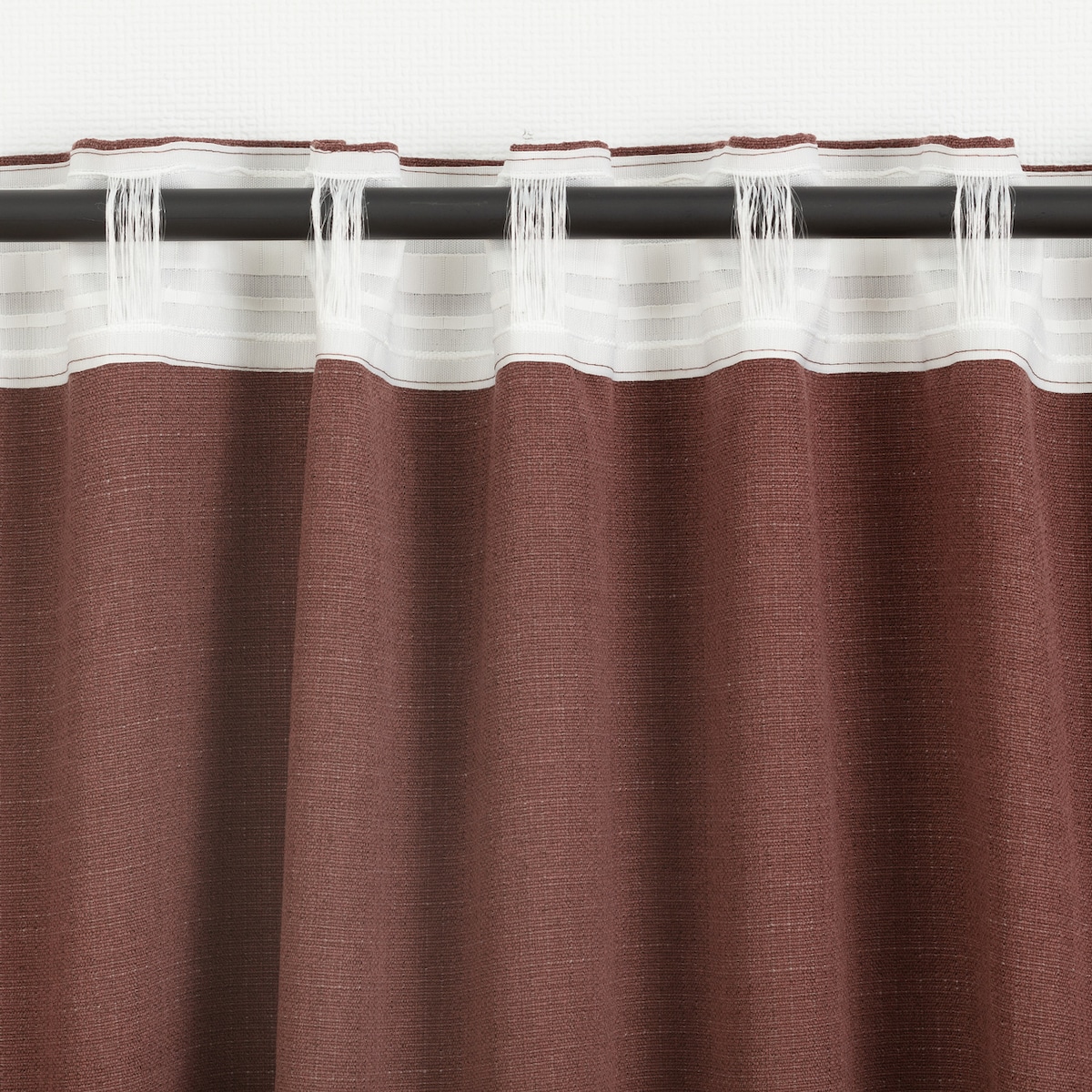 Zasłona BASIC na taśmie marszczącej 140x280cm wrzosowy brąz 1 szt. 140x280 brązowy