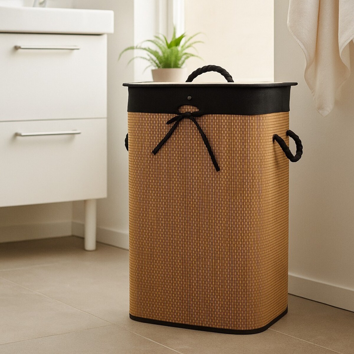 Kosz na pranie bambusowy 60x30x40 cm MOSAS 72 litry