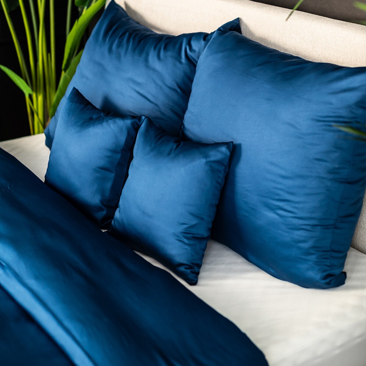 Komplet pościeli 220x200 satyna bawełniana granatowa PAN MATERAC