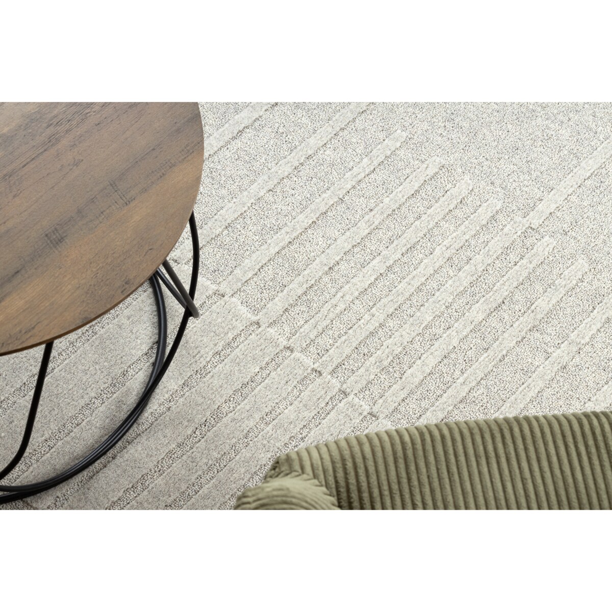 Dywan FLUX 461.3.AE121 wełniany OSTA - 200x300 cm