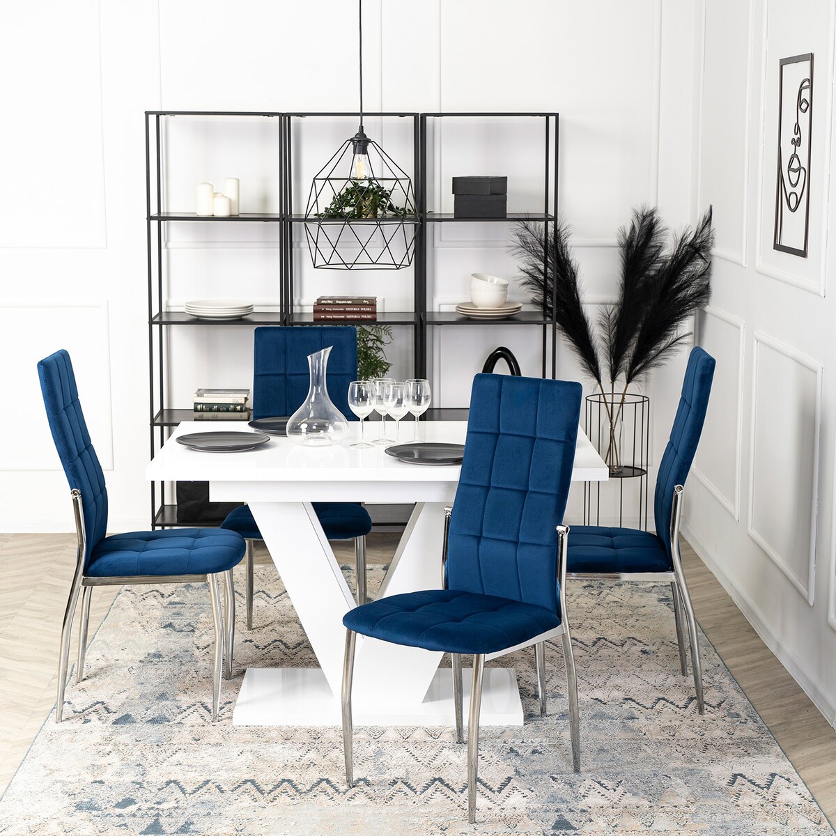 Krzesło Tapicerowane Do Salonu Jadalni Kuchenne Granatowe Welur Chrom MOLLY