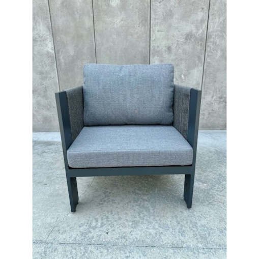 ALUMINIOWY FOTEL LEONE W KOLORZE SZARYM