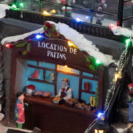 Dekoracja - scenka LED z lodowiskiem 27,5x35x37 cm ICERING