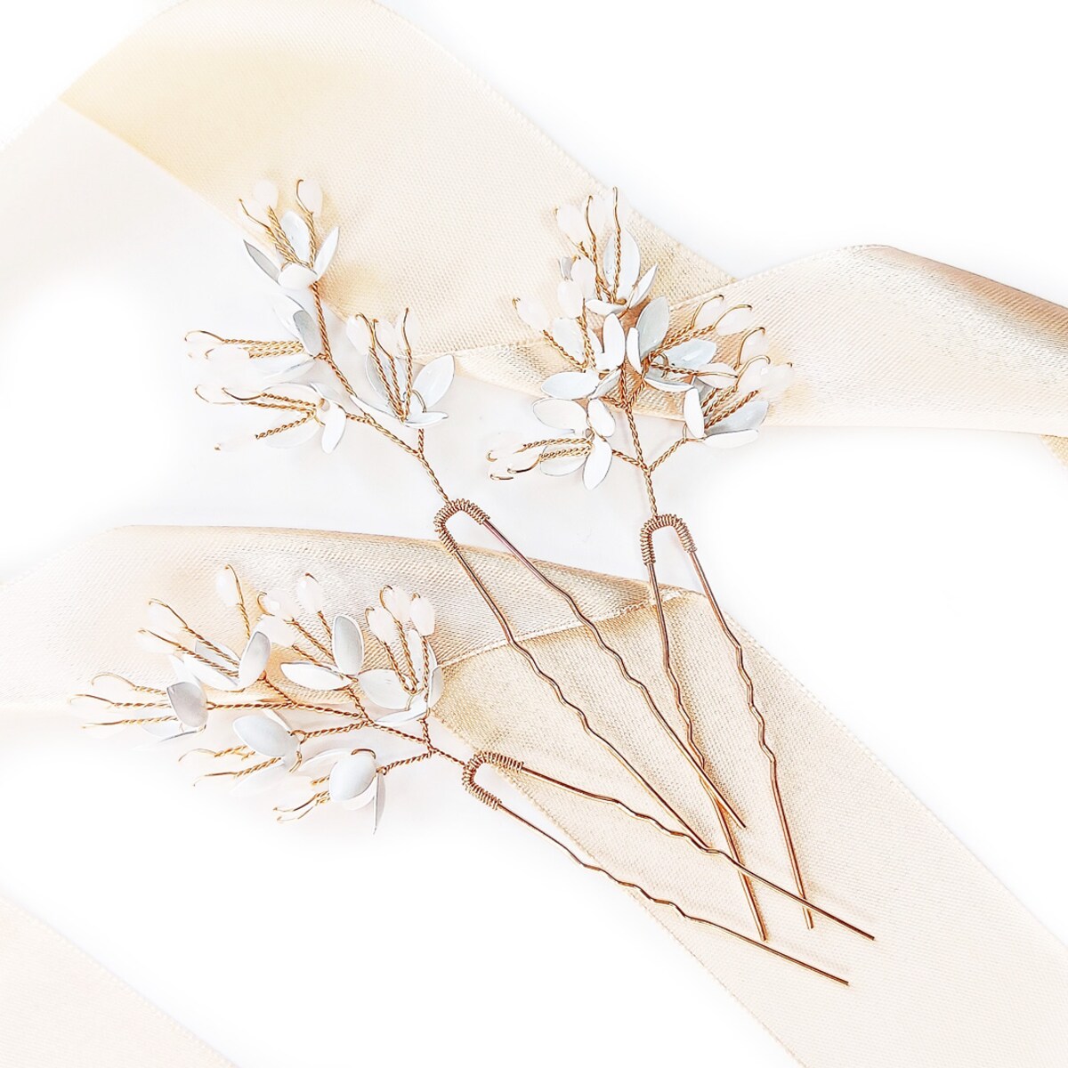 Komplet 3 wsuwek ślubnych złotych z kwiatami