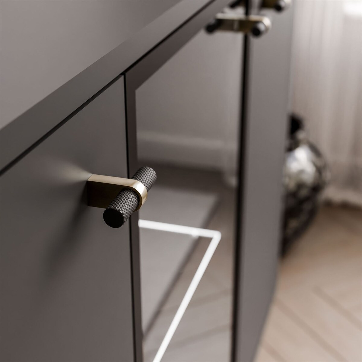 Komoda ELODIE 3D z oświetleniem LED czarna