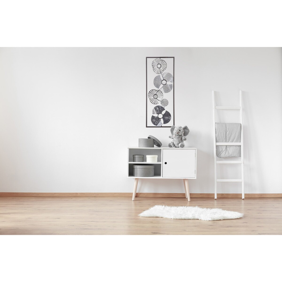 Obraz z metalu z motywem kwiatów, nowoczesna ozdoba ścienna wykonana techniką metaloplastyki