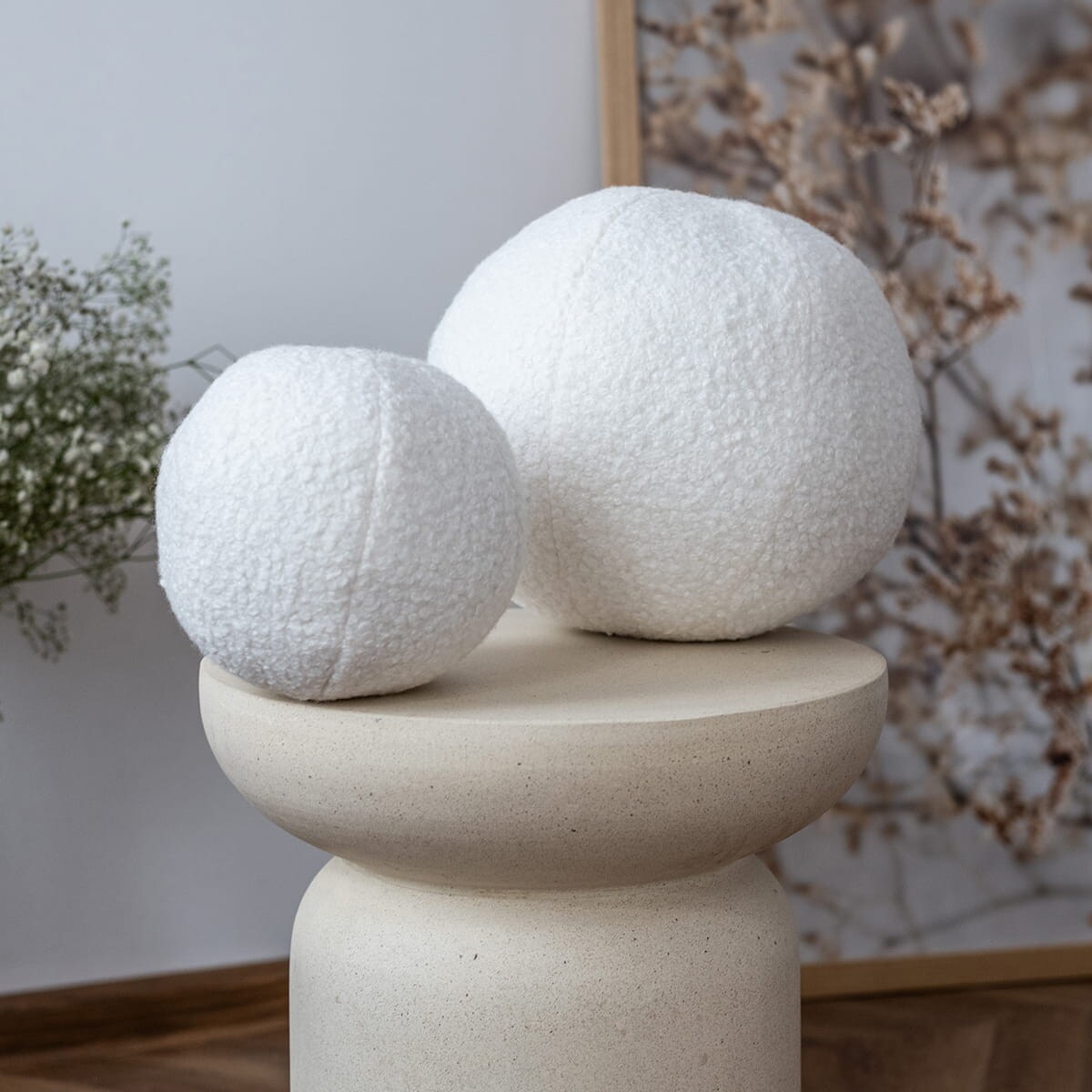 Poduszka SOFT LOOP | biała kula