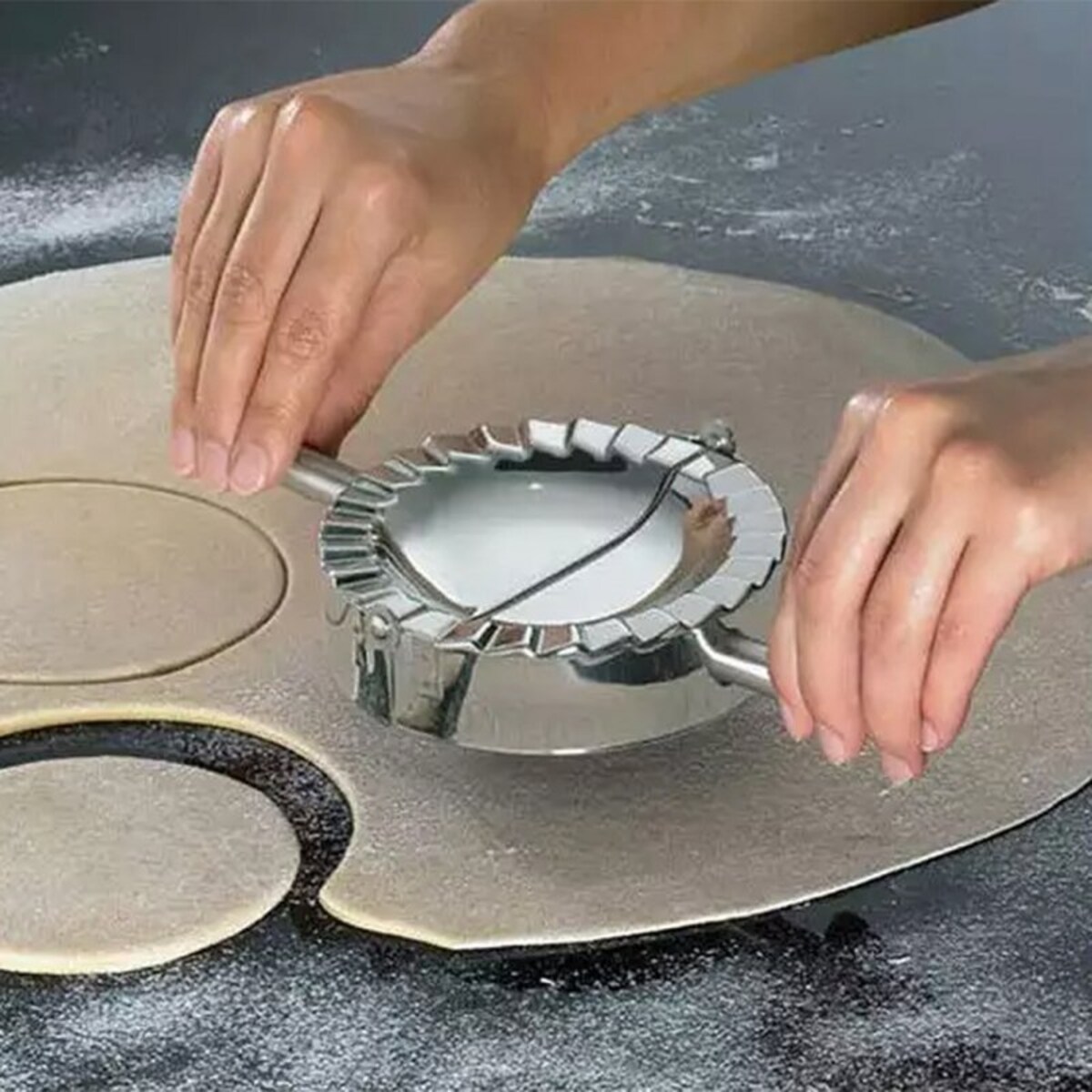 Foremka Do Lepienia Pierogów 10Cm Kinghoff Kh-2190