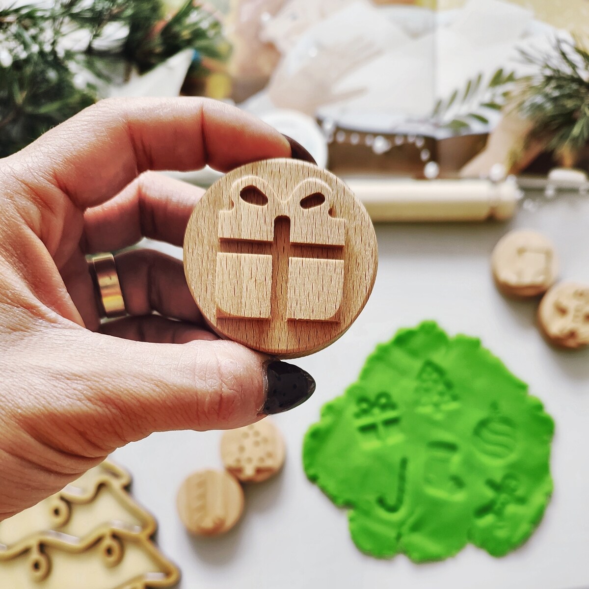 Drewniane stemple Boże Narodzenie