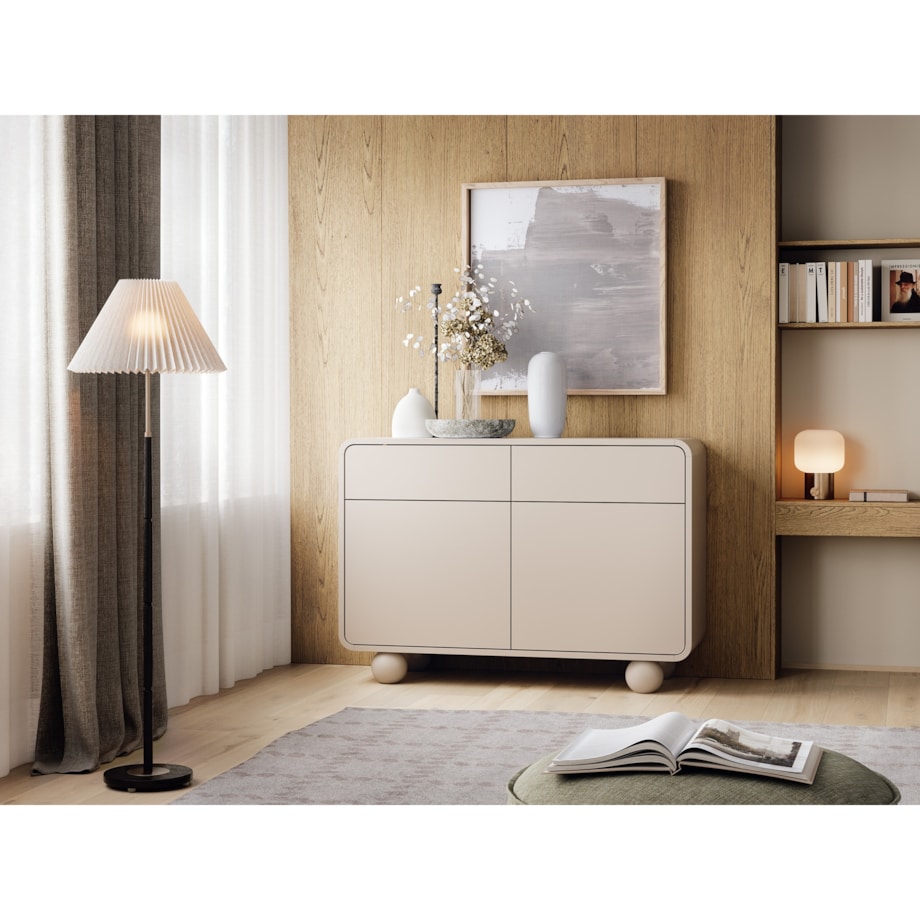 Komoda 108 ALBI w kolorze kaszmirowym na okrągłych nóżkach