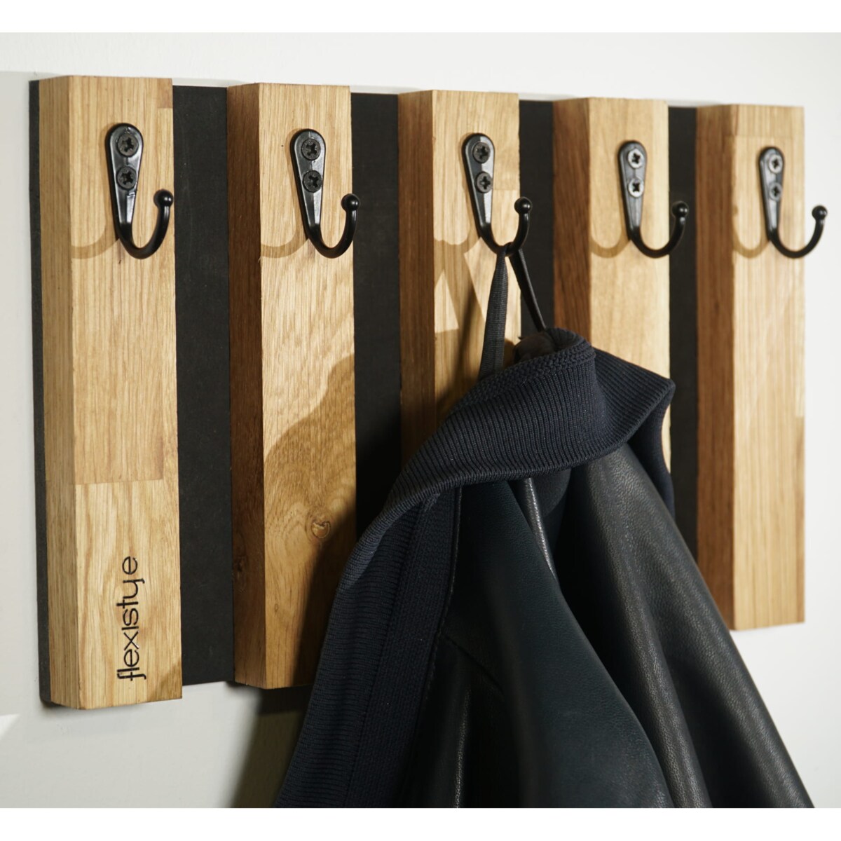 Drewniany wieszak na klucze Lamele 30cm