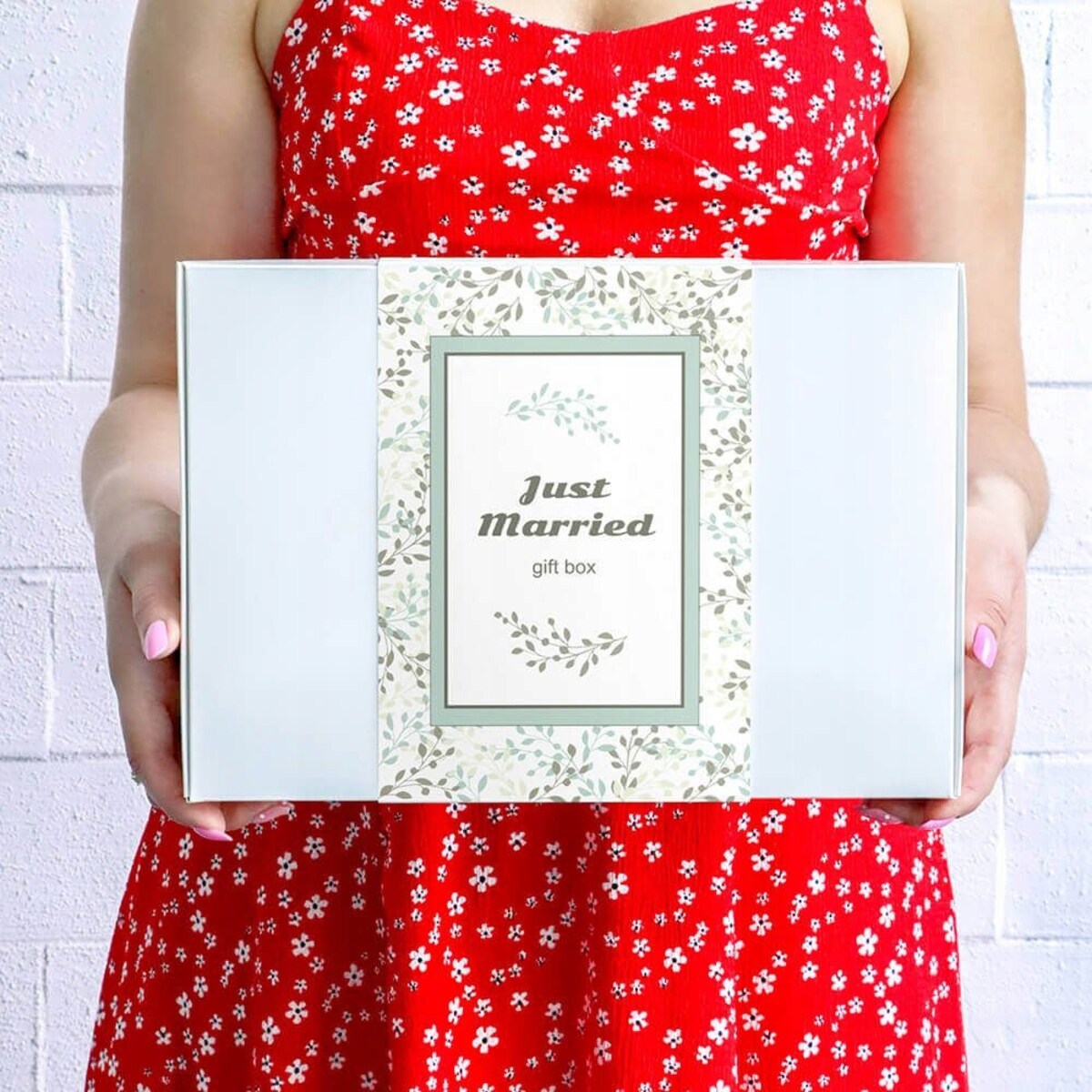 Duży box prezentowy upominkowy - herbata sypana kubki z zaparzaczami świeca sojowa róże mydlane - prezent upominek dla PARY MŁODEJ NA ŚLUB WESELE