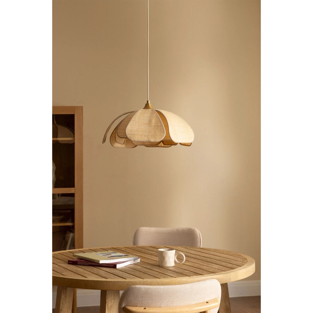 Lampa wisząca z lnu i bawełny, beżowa ze złotem, Vidson Ø50 cm