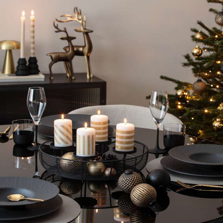Wieniec adwentowy Villeroy & Boch Christmas Chic czarny metalowy