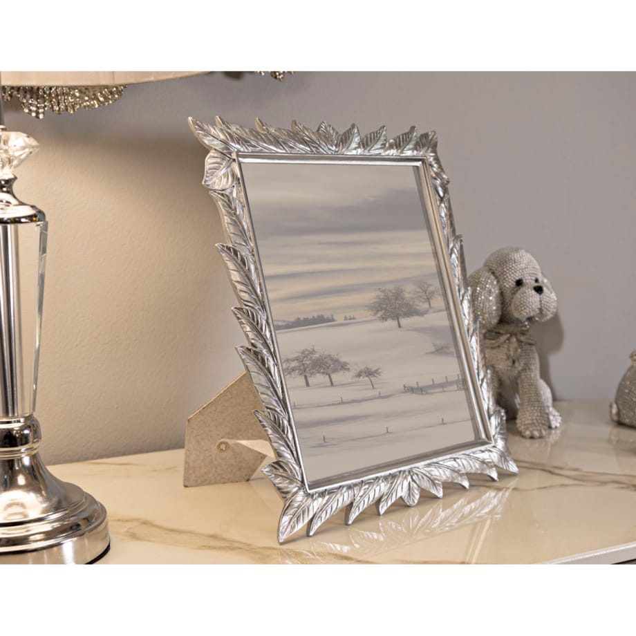 Ramka na zdjęcia Leavy, zdjęcie 20 x 25 cm, kolor srebrny, żywica syntetyczna i szkło, rama 27 x 2 x 32,3 cm, na fotografie i portrety, Mauro Ferretti