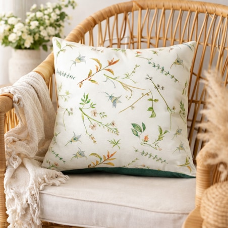 Wiosenna poszewka ozdobna z kwiatowym wzorem