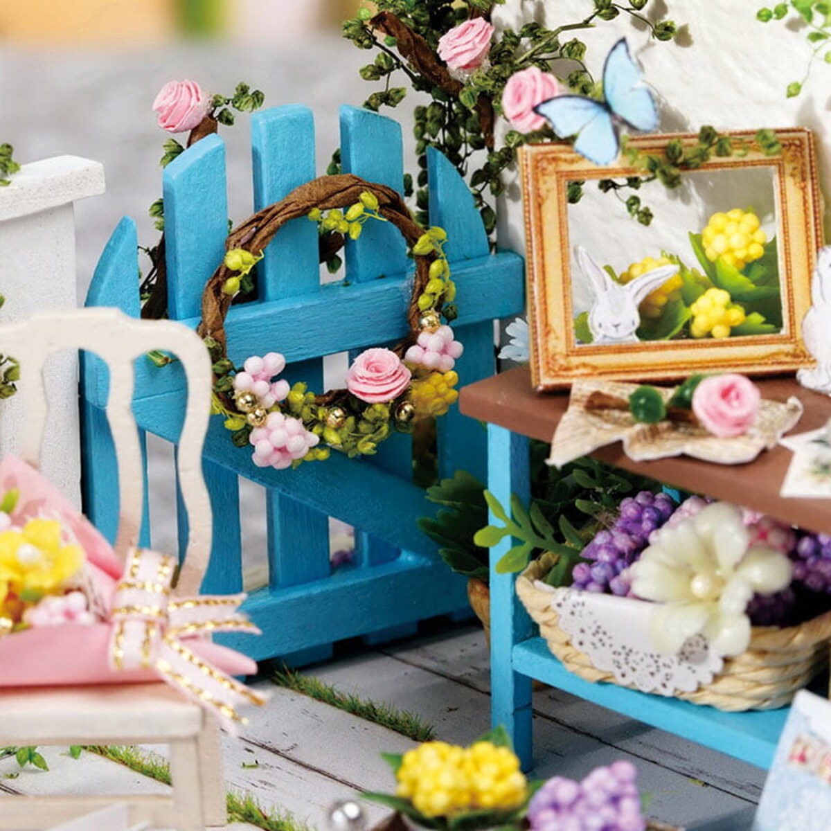 Miniaturowy domek - Tajemniczy ogród