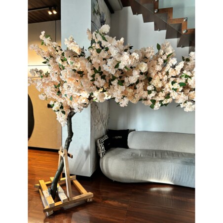 Drzewo kwitnącej wiśni z herbacianymi kwiatami na naturalnym pniu 220 cm