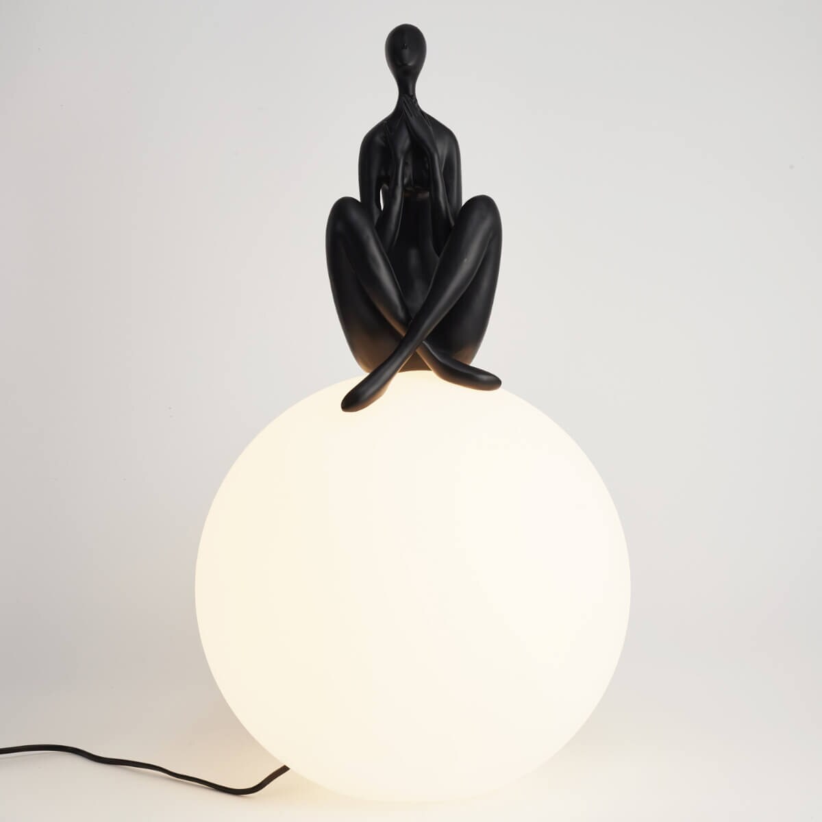 Lampka stołowa do sypialni WOMEN ST-6020-C black Step kulista biała czarna