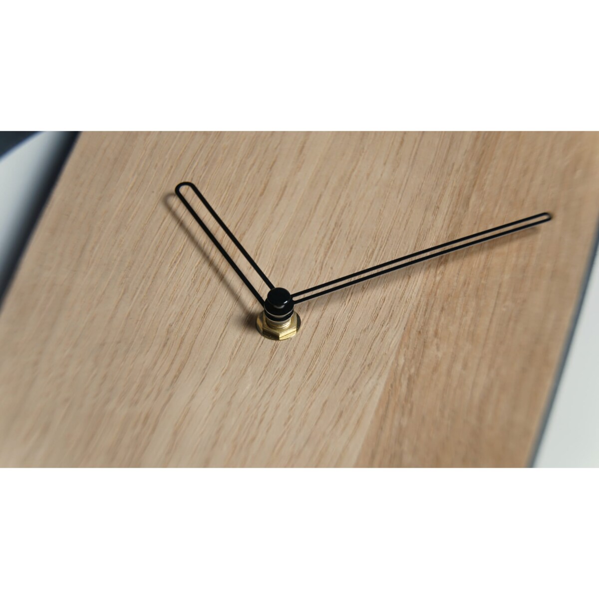 Drewniany zegar ścienny do salonu Wood Oak