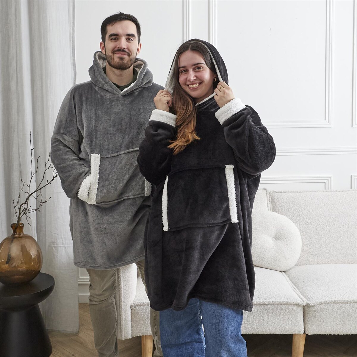 Bluza ocieplana z kieszenią/snuddie czarna