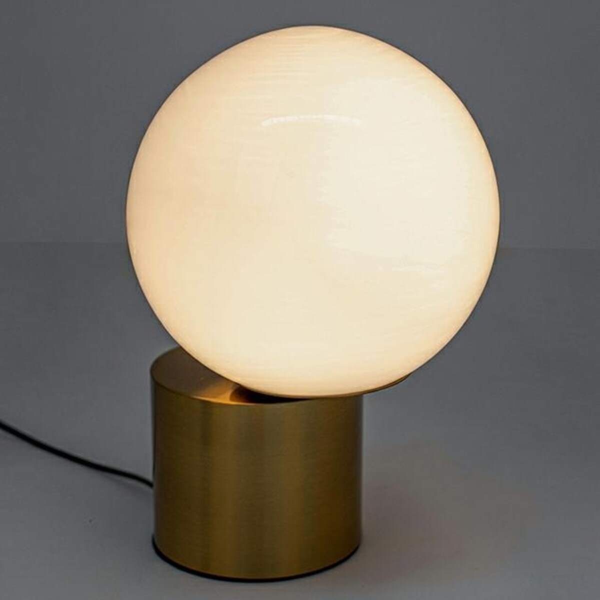 Lampa stołowa Parla MSE010300141 szklana kula biała złota