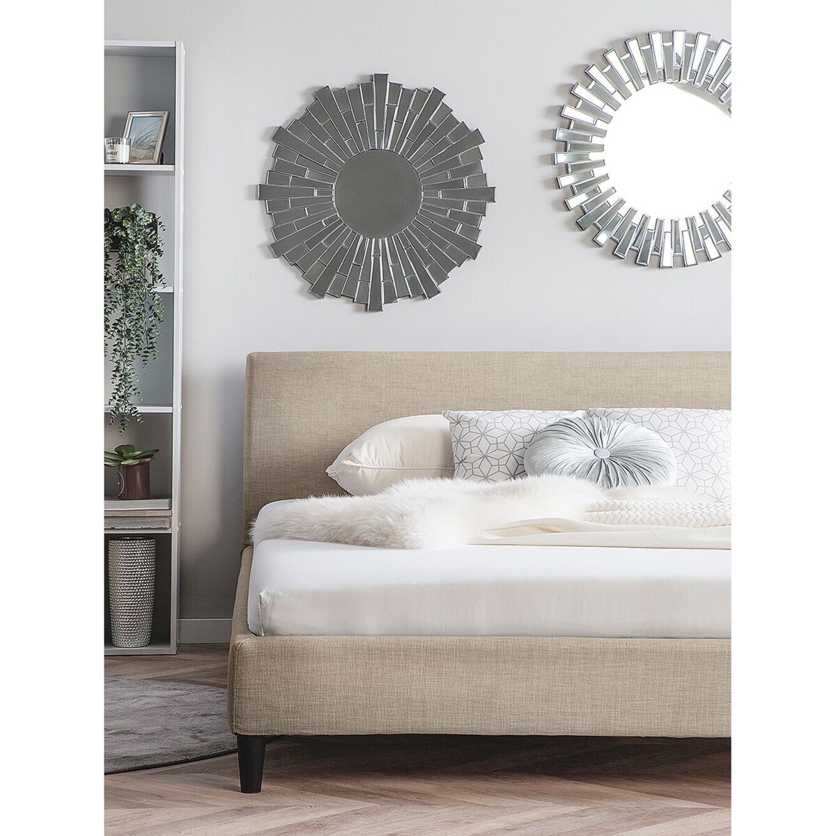 Łóżko tapicerowane 180 x 200 cm beżowe FITOU