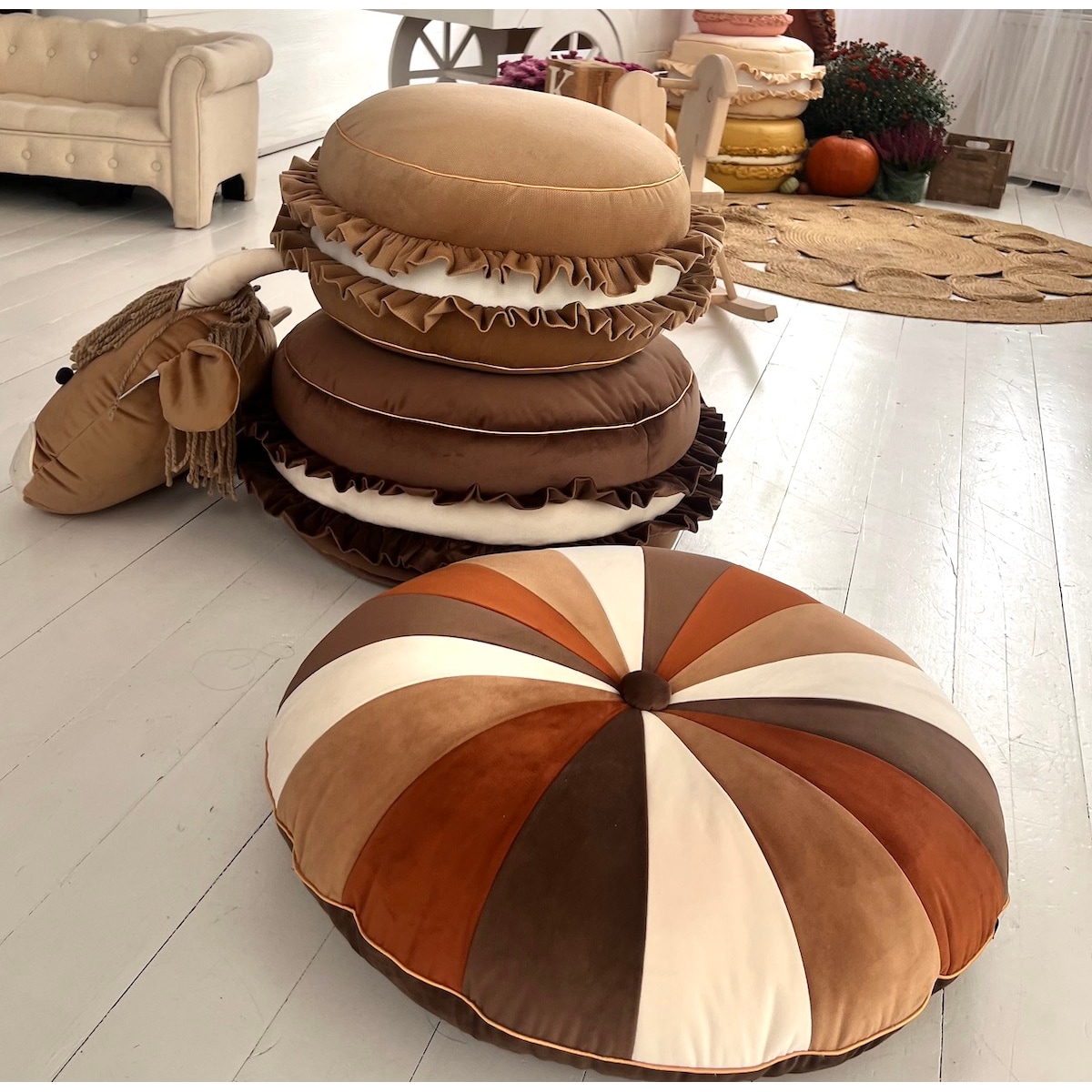 Pufa Teddy Velvet , patchworkowa poduszka 70cm.