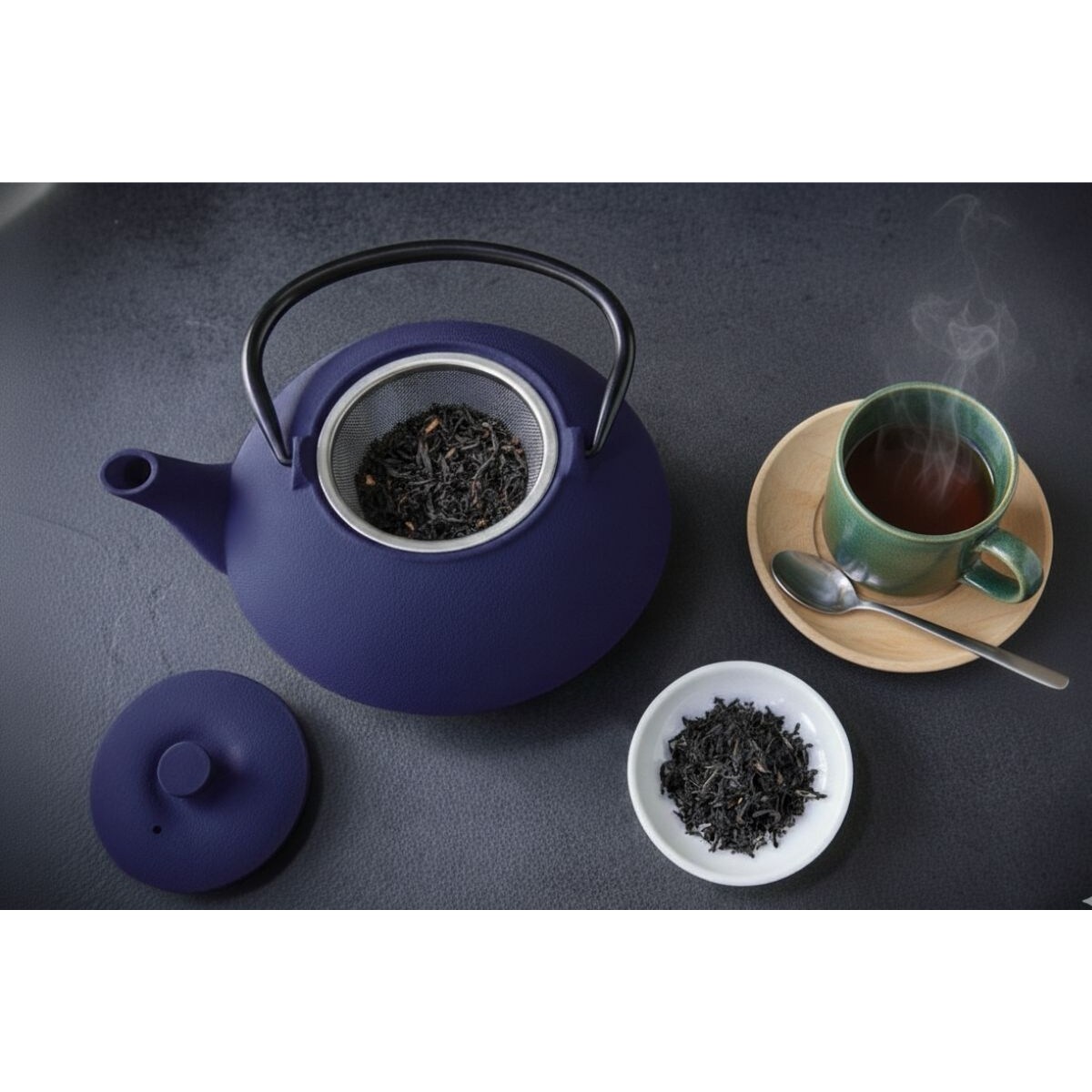 Czajnik żeliwny z zaparzaczem NOMI, 800 ml