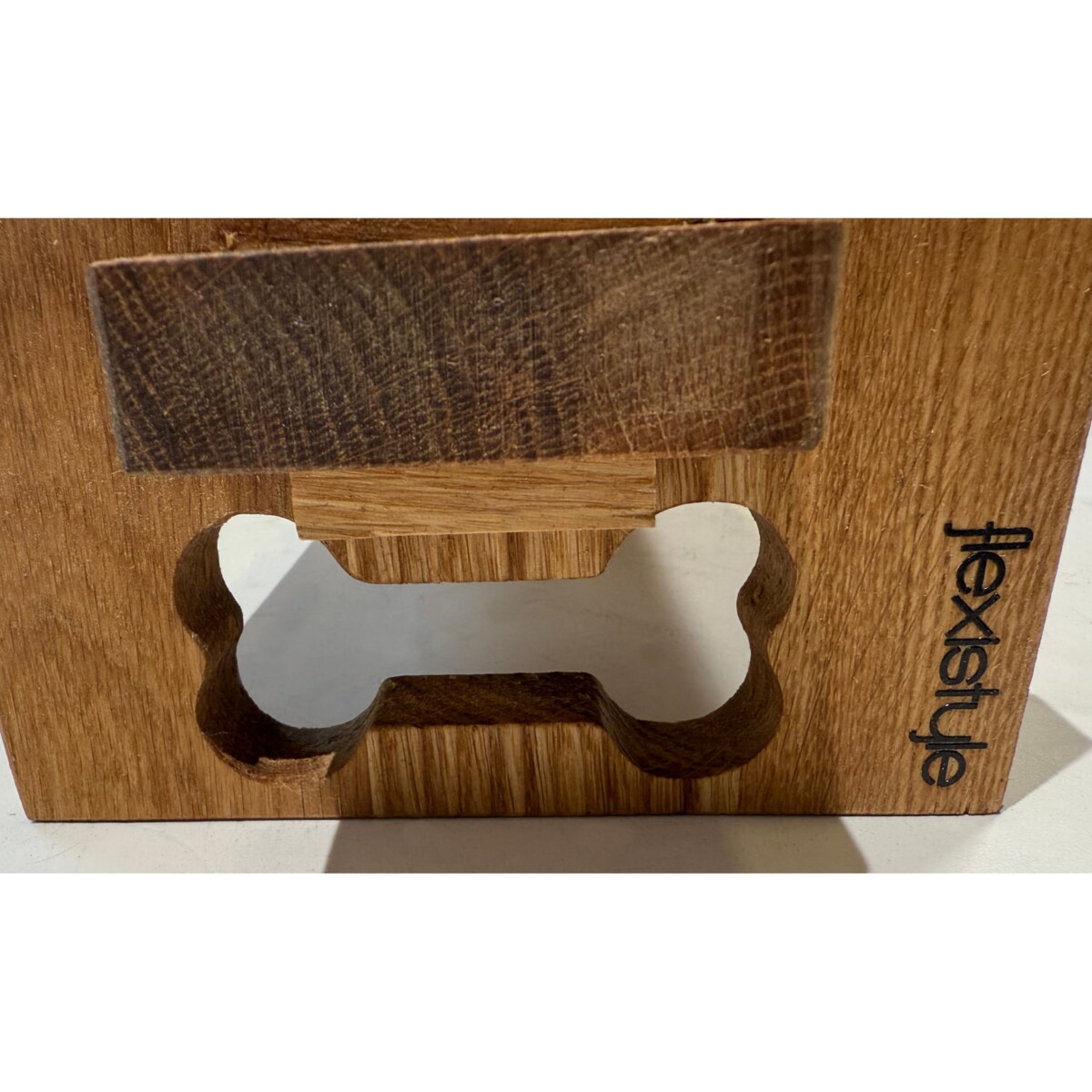 Miska dla psa na stojaku drewnianym M