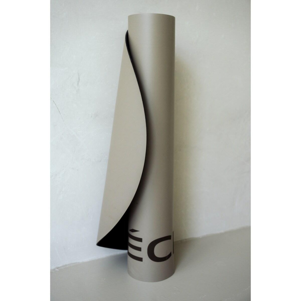 Mata do ćwiczeń TRECE: brązowa