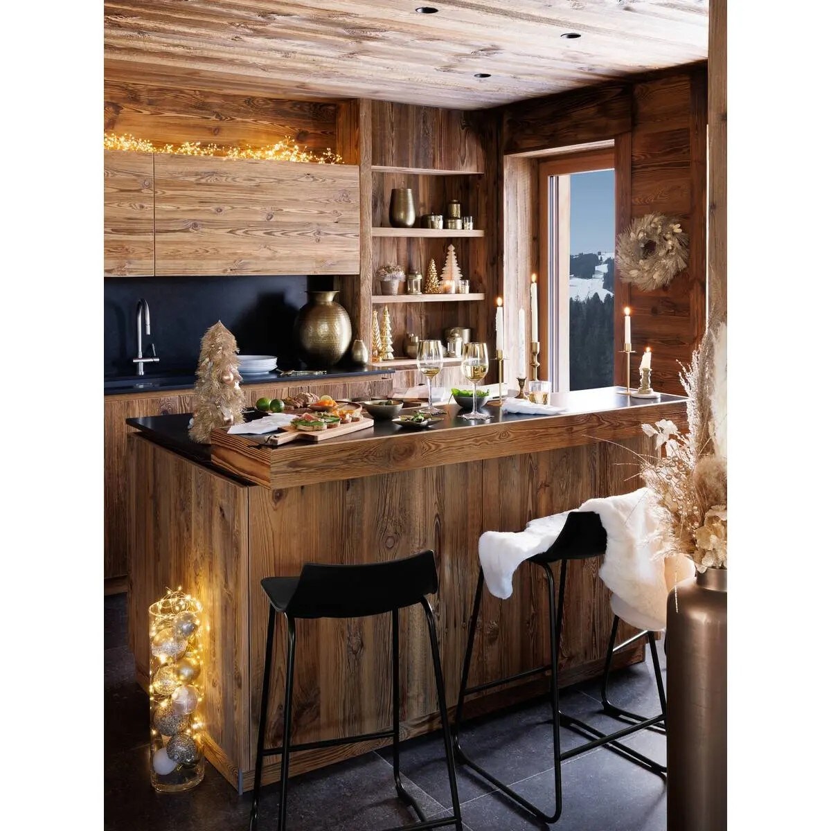 Wieniec wianek świąteczny złoty 35 cm