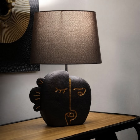 Lampa stołowa Tribal - B, kolor brązowy i złoty, żywica syntetyczna, żelazo i tkanina, 27,5 x 27,5 x 39,5 cm, 1 x E27, max. 40 W, Mauro Ferretti