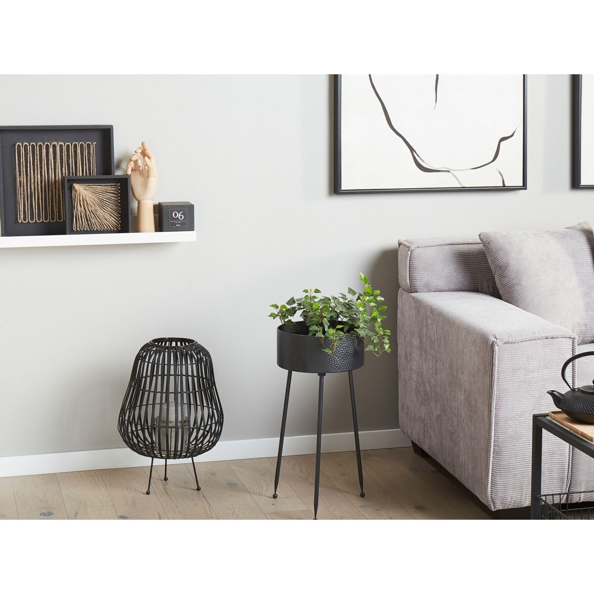 Doniczka na stojaku metalowa 29 x 26 x 50 cm czarna LEIKA