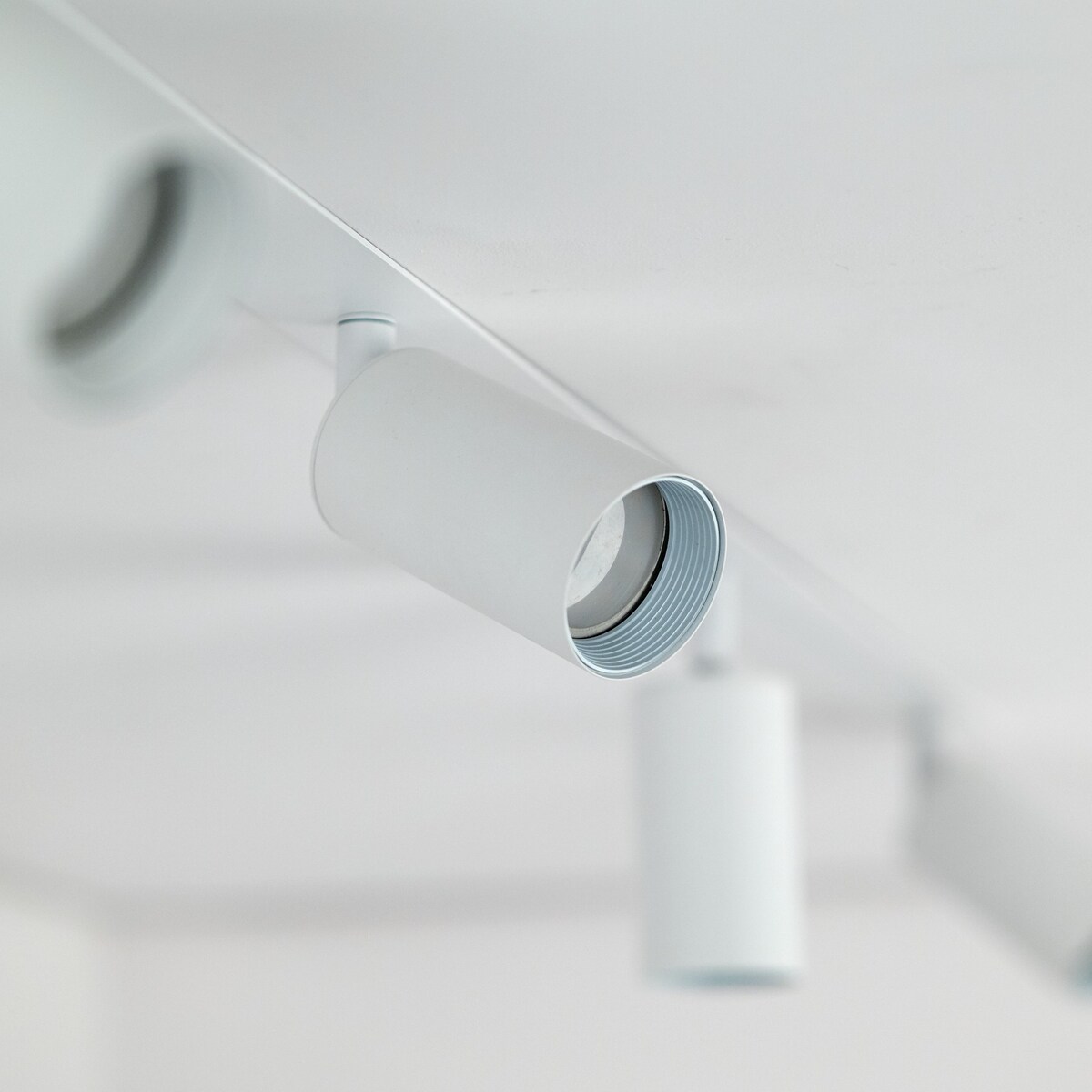 Lampa reflektor podtynkowy poczwórny TK Lighting AMIS WHITE 10813 GU10 biała złoty akcent ruchome spoty 230V