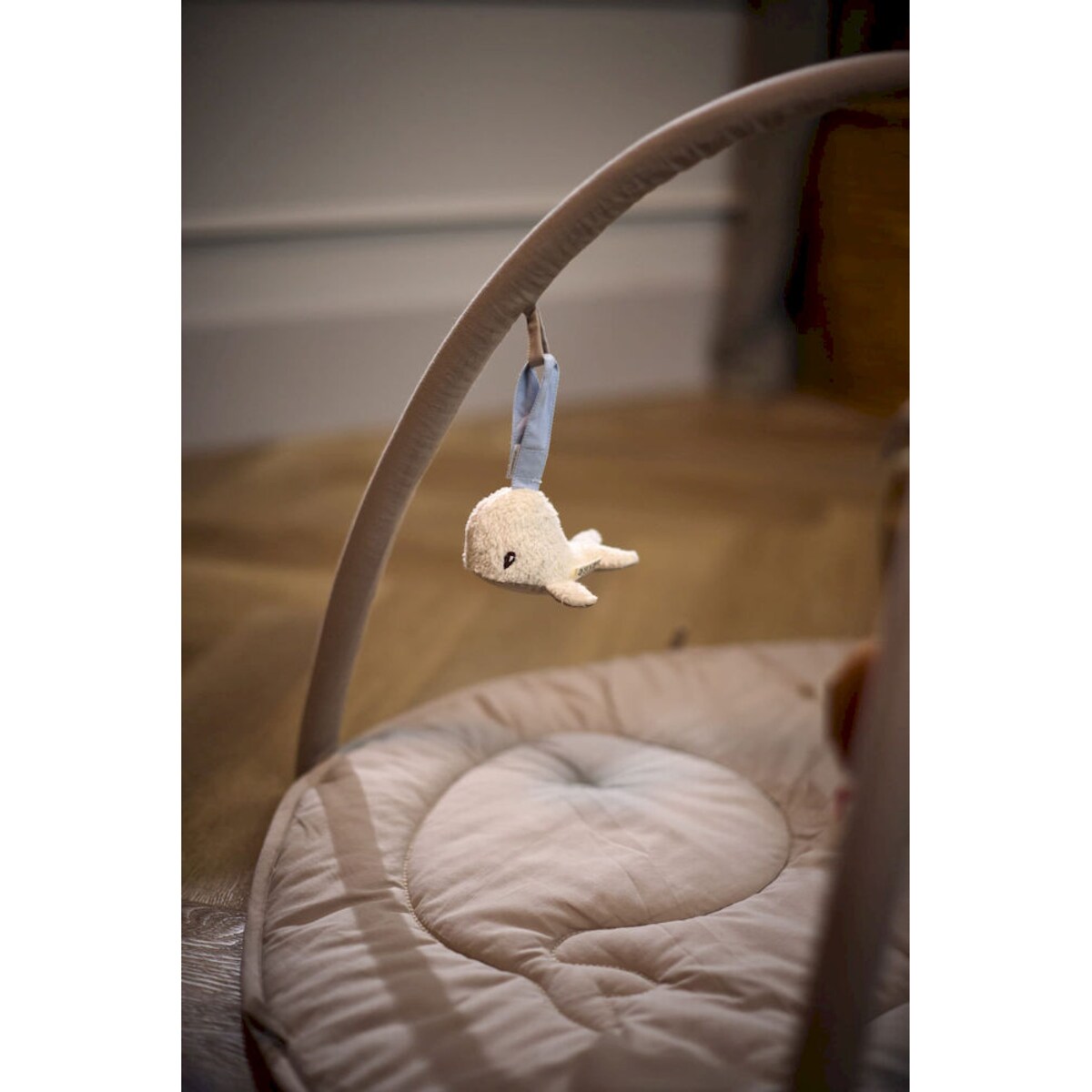 Filibabba Mata edukacyjna z 3 zabawkami Beige