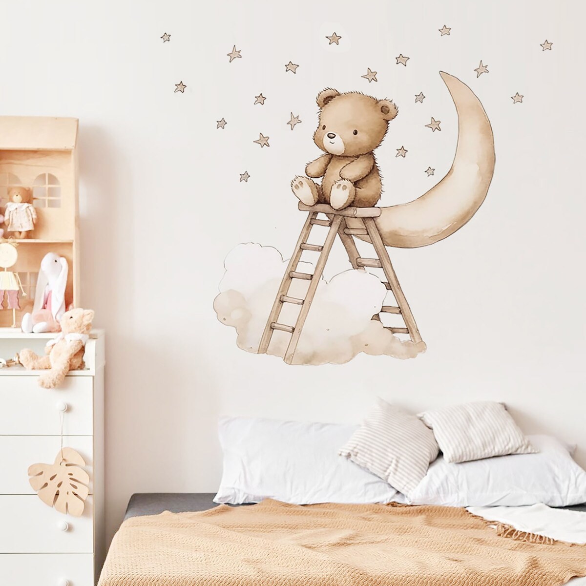 naklejki na ścianę do pokoju dziecka, sipo, miś na drabince