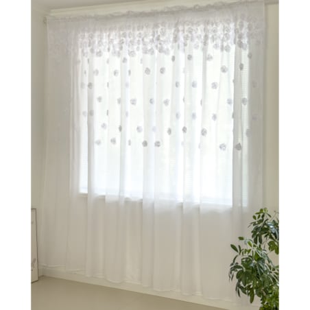 Firana zakładana z szyfonu "french roses" z wyszywanymi różami | taśma 400x250